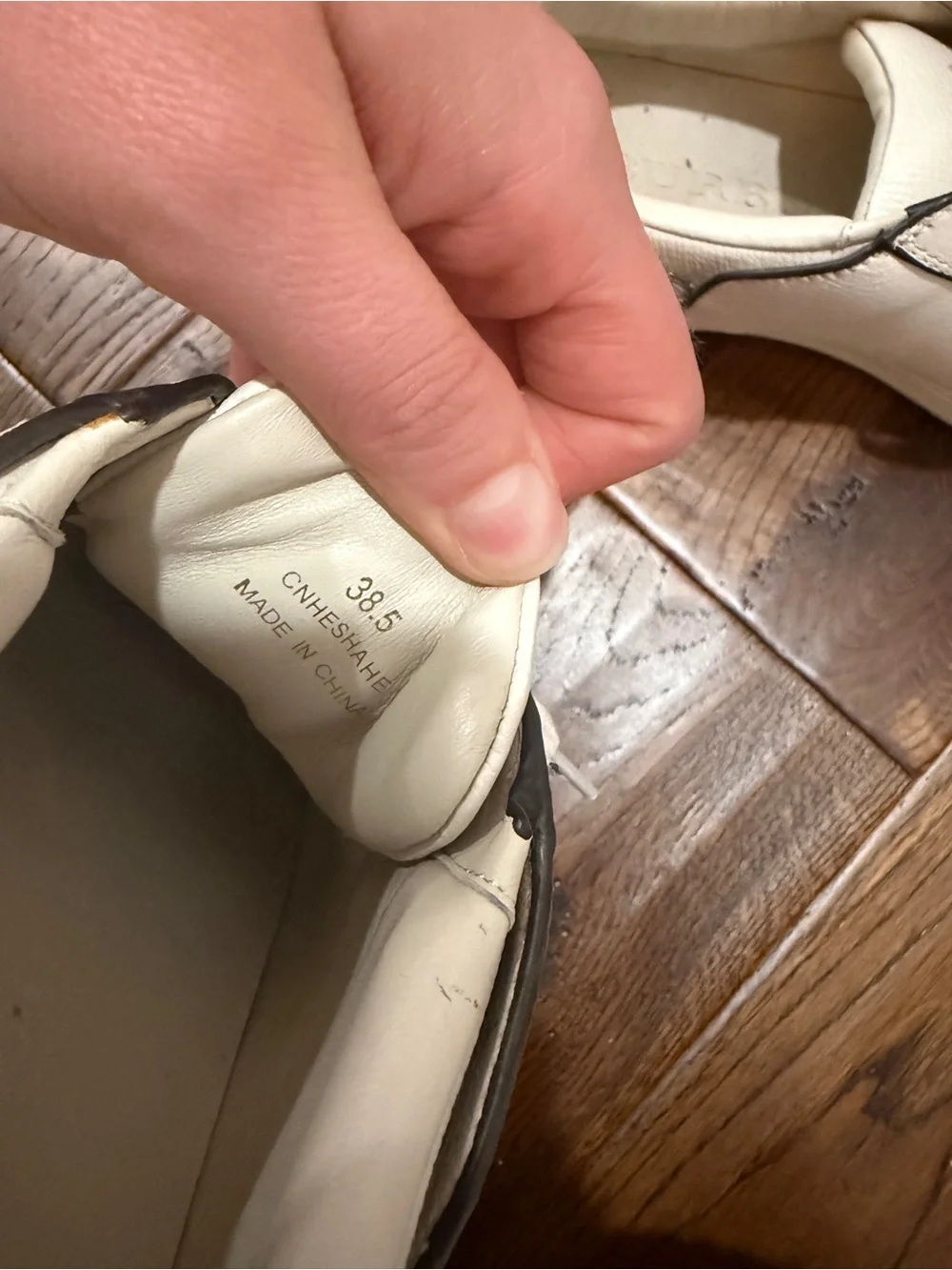 Burberry good size